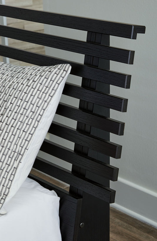 Danziar - Slat Headboard
