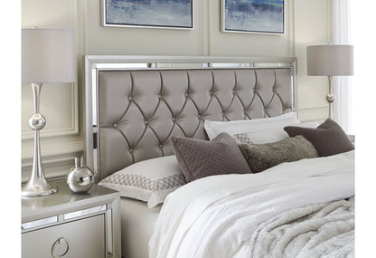 Riley - 4 Piece Queen Bedroom Set (Queen Bed, Dresser, Mirror, Nightstand) - Silver